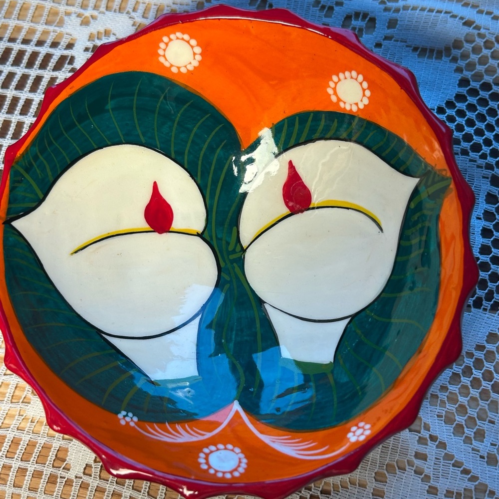 3/$30✨🧡Vintage Hand-Painted Mexican Talavera Calla Lily Tripod Bowl🧡